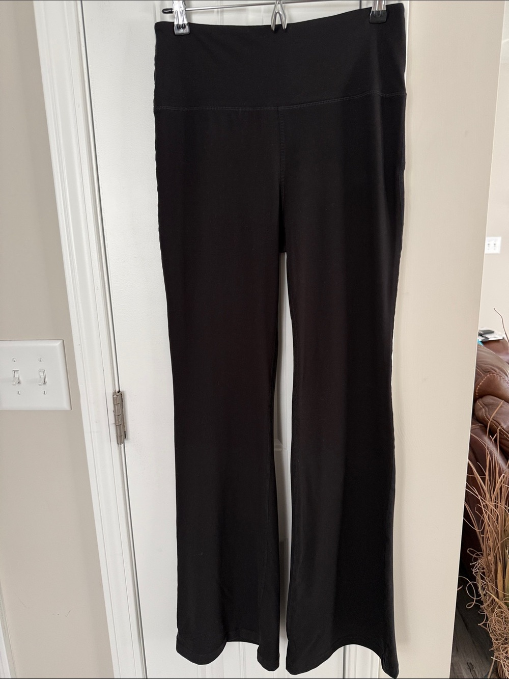 Black Women's Wide-Leg Yoga Pants